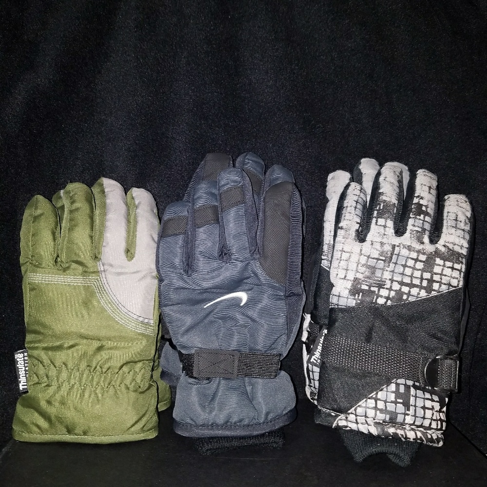 3 Pack of Boys Insulated Winter Gloves